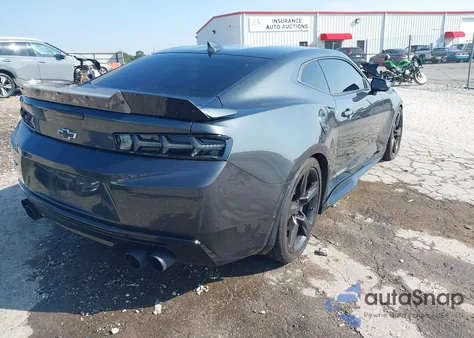 2018 Chevrolet Camaro Ss z USA, uszkodzony, nr VIN 1G1FH1R78J0108224